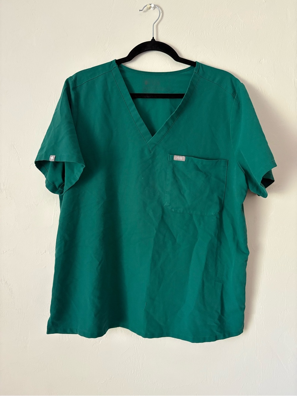 FIGS Women's Green V-Neck Scrub Top and Pants
